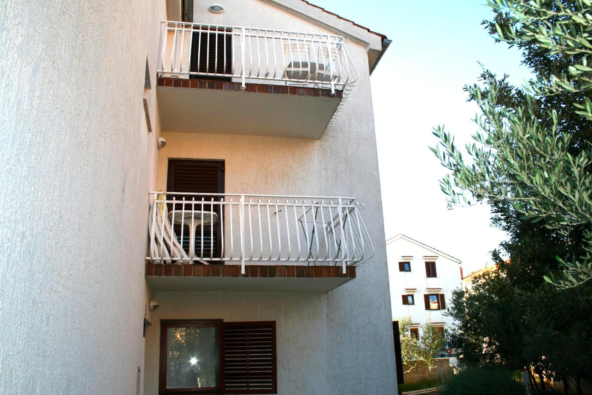Apartments Duomo Cres Luaran gambar
